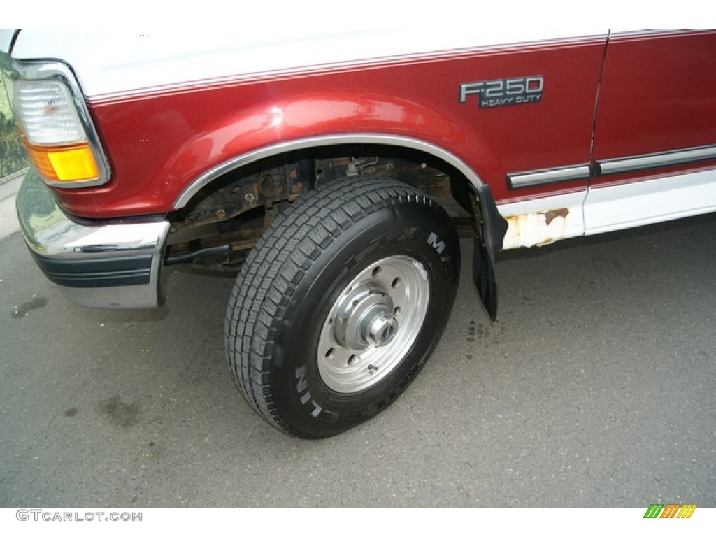 1997 F250 XLT Extended Cab 4x4 - Oxford White / Medium Graphite photo #21