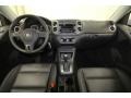 Candy White - Tiguan SE Photo No. 4