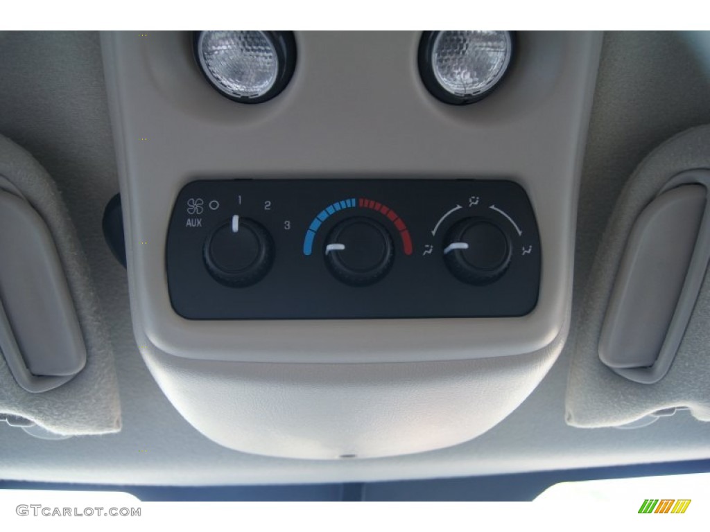 2005 Tahoe LS - Dark Blue Metallic / Tan/Neutral photo #33