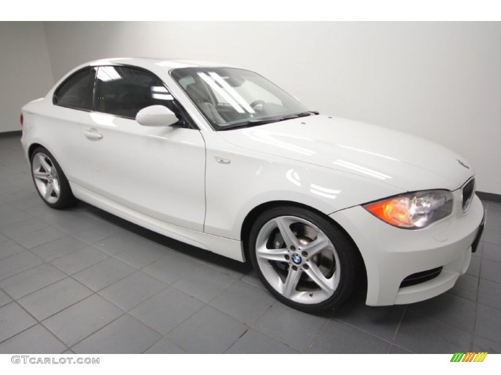 2008 1 Series 135i Coupe - Alpine White / Taupe photo #8