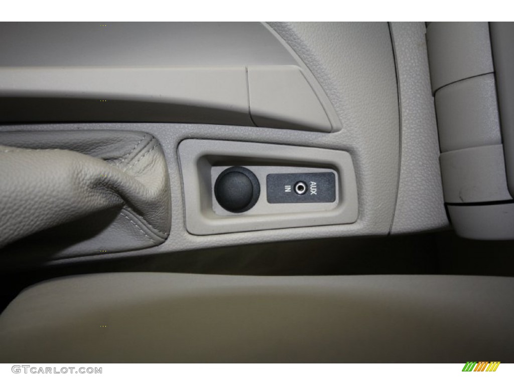 2008 1 Series 135i Coupe - Alpine White / Taupe photo #22