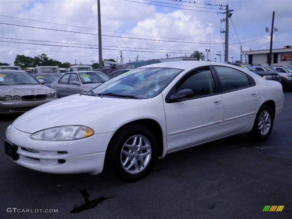 2003 Intrepid SE - Stone White / Dark Slate Gray photo #5