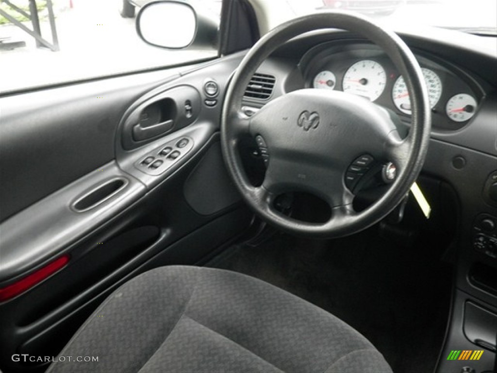 2003 Intrepid SE - Stone White / Dark Slate Gray photo #18