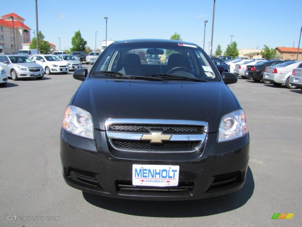2010 Aveo LT Sedan - Black Granite / Charcoal photo #2