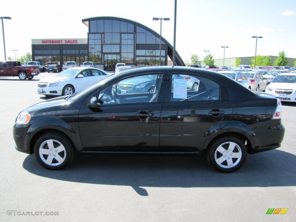 2010 Aveo LT Sedan - Black Granite / Charcoal photo #4