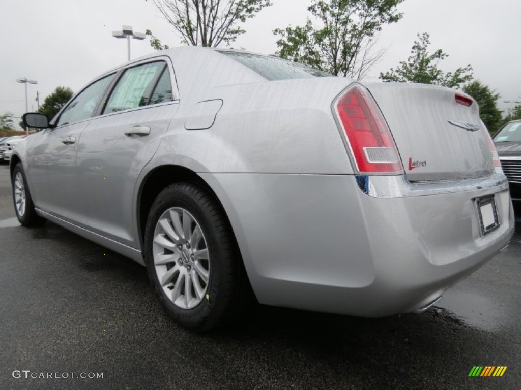 2012 300  - Bright Silver Metallic / Black photo #2