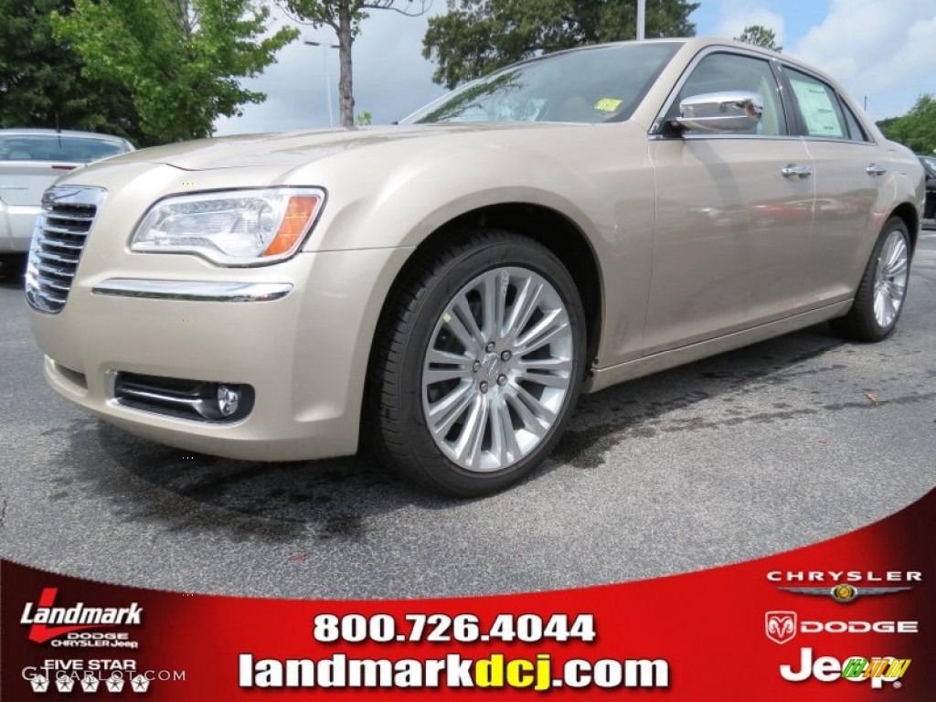 Cashmere Pearl Chrysler 300