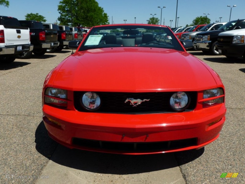 2007 Mustang GT Premium Convertible - Torch Red / Black/Red photo #3