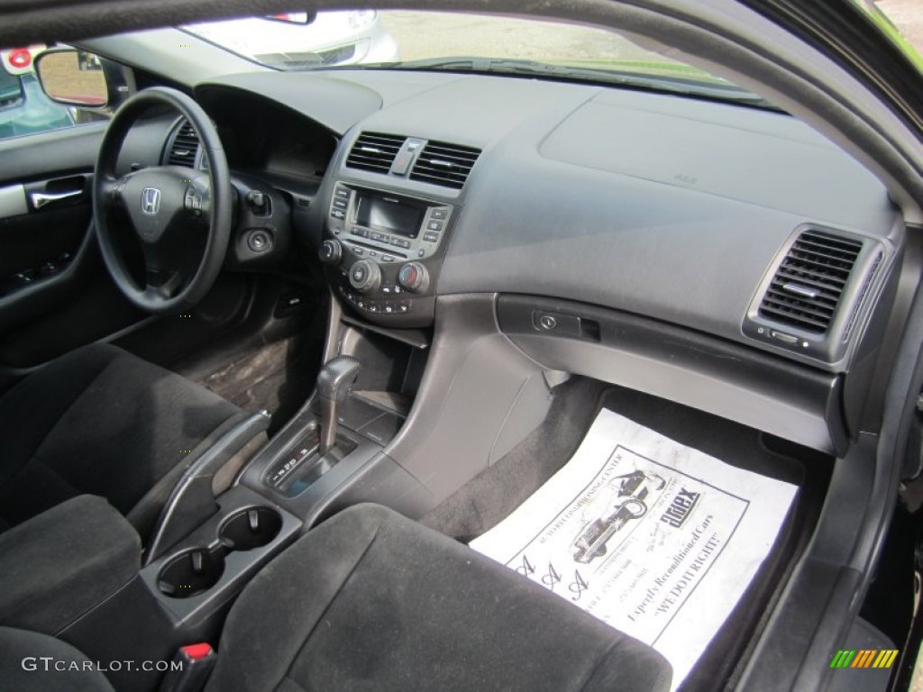 2006 Accord LX V6 Coupe - Nighthawk Black Pearl / Black photo #22