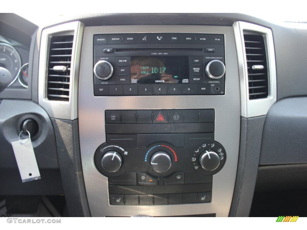2008 Grand Cherokee Laredo 4x4 - Stone White / Dark Slate Gray photo #4