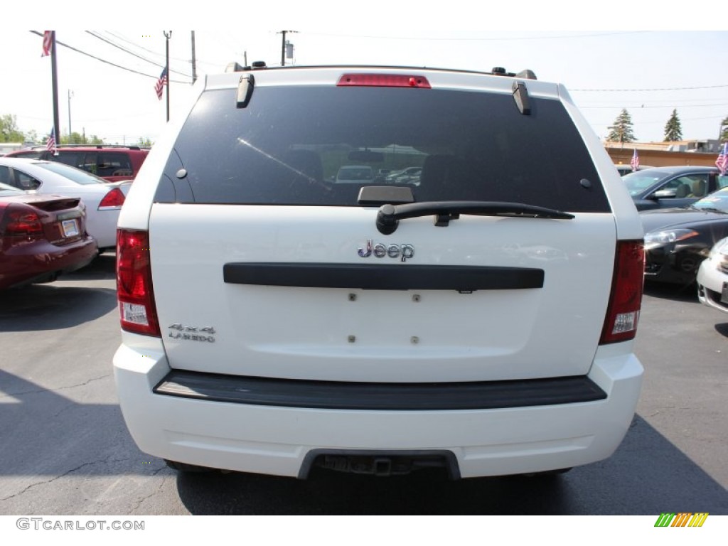 2008 Grand Cherokee Laredo 4x4 - Stone White / Dark Slate Gray photo #14