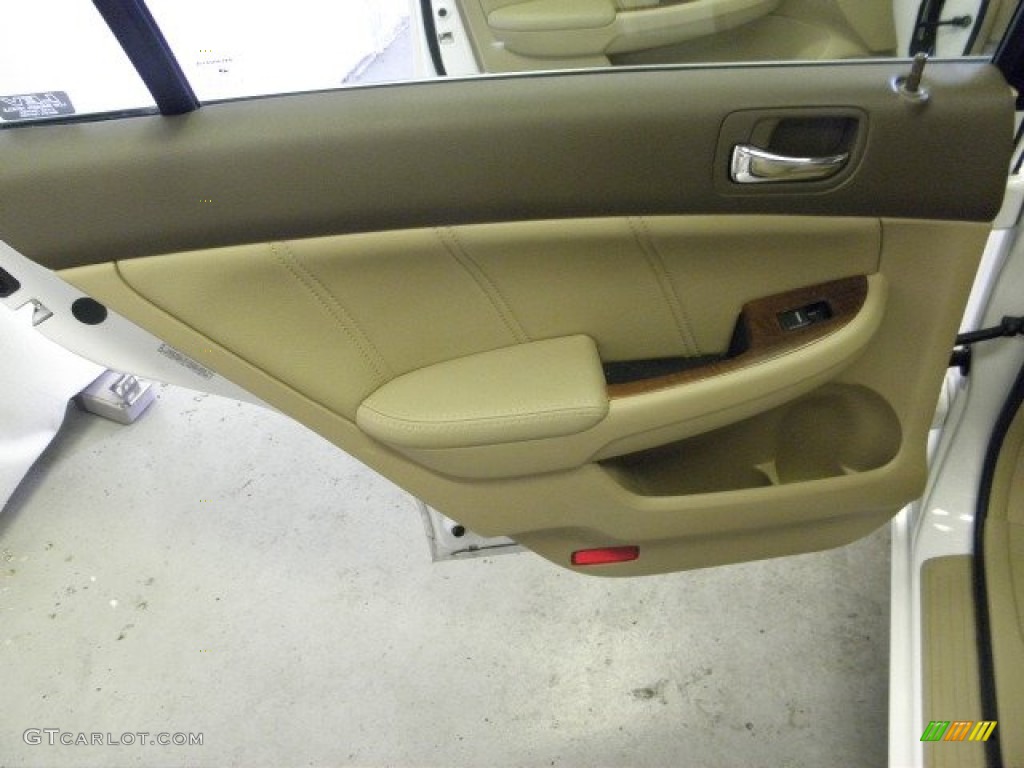 2007 Accord EX Sedan - Taffeta White / Ivory photo #11