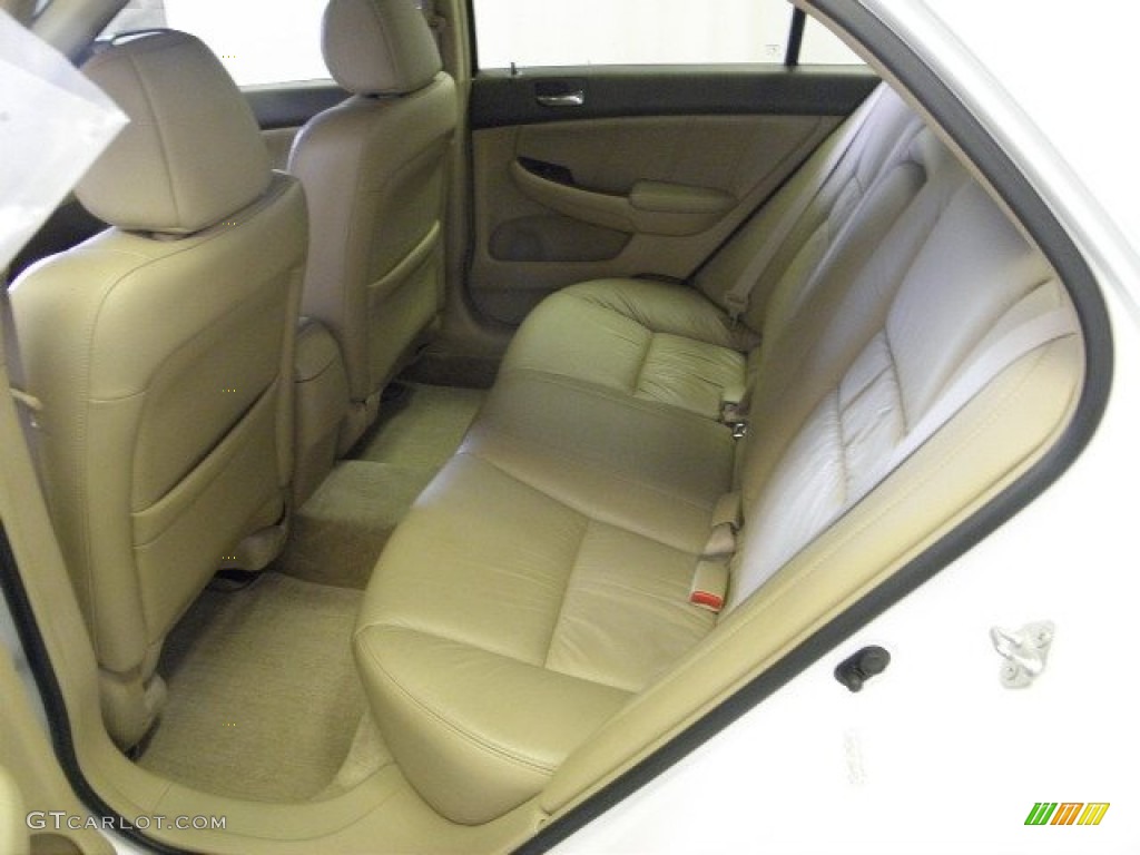 2007 Accord EX Sedan - Taffeta White / Ivory photo #12