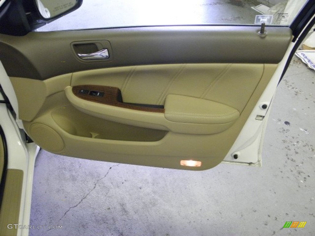 2007 Accord EX Sedan - Taffeta White / Ivory photo #16
