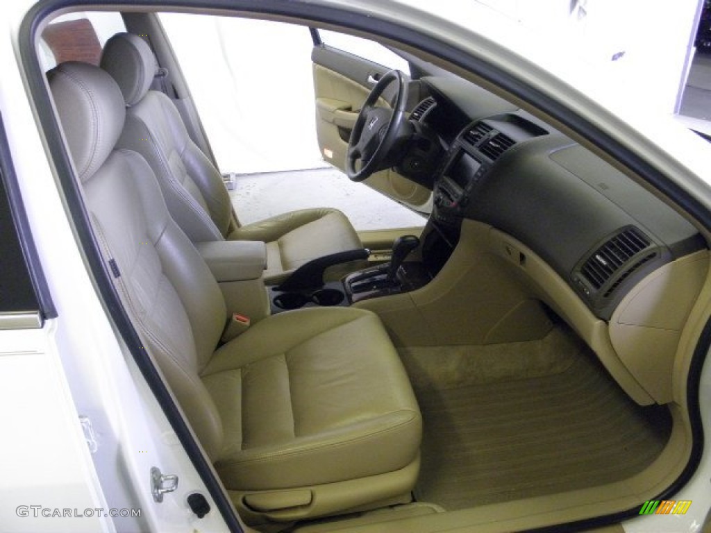 2007 Accord EX Sedan - Taffeta White / Ivory photo #18