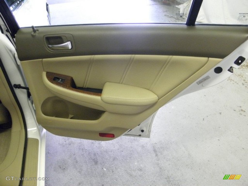 2007 Accord EX Sedan - Taffeta White / Ivory photo #19