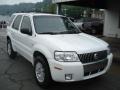 Oxford White - Mariner Luxury 4WD Photo No. 2