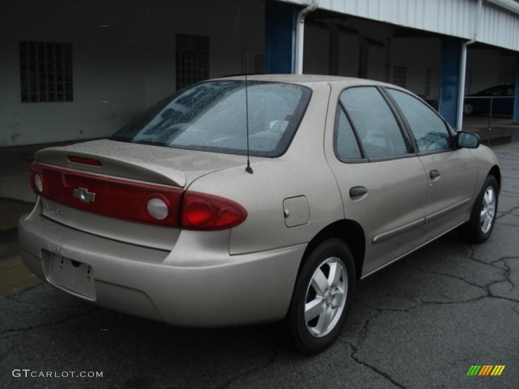 2004 Cavalier LS Sedan - Sandrift Metallic / Neutral photo #8