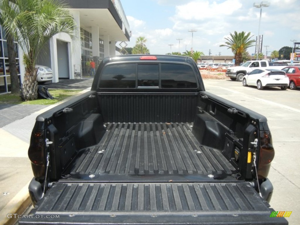 2009 Toyota Tacoma X-Runner Trunk Photos