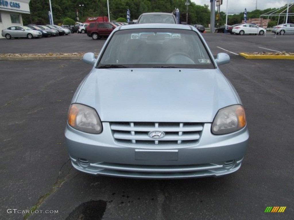 2005 Accent GLS Sedan - Glacier Blue / Gray photo #3