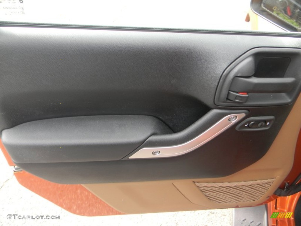 2011 Jeep Wrangler Unlimited Sahara 4x4 Black/Dark Saddle Door Panel Photo #65165397