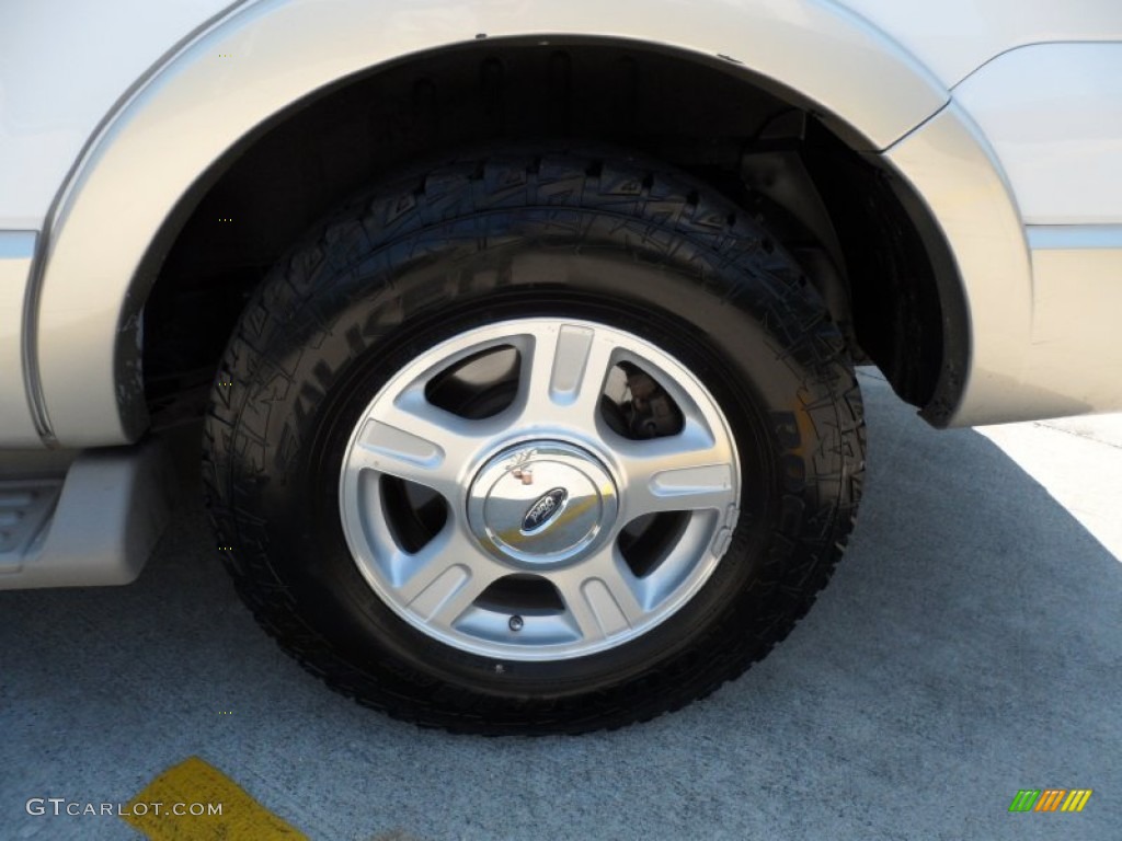 2005 Ford Expedition XLT 4x4 Wheel Photo #65170929