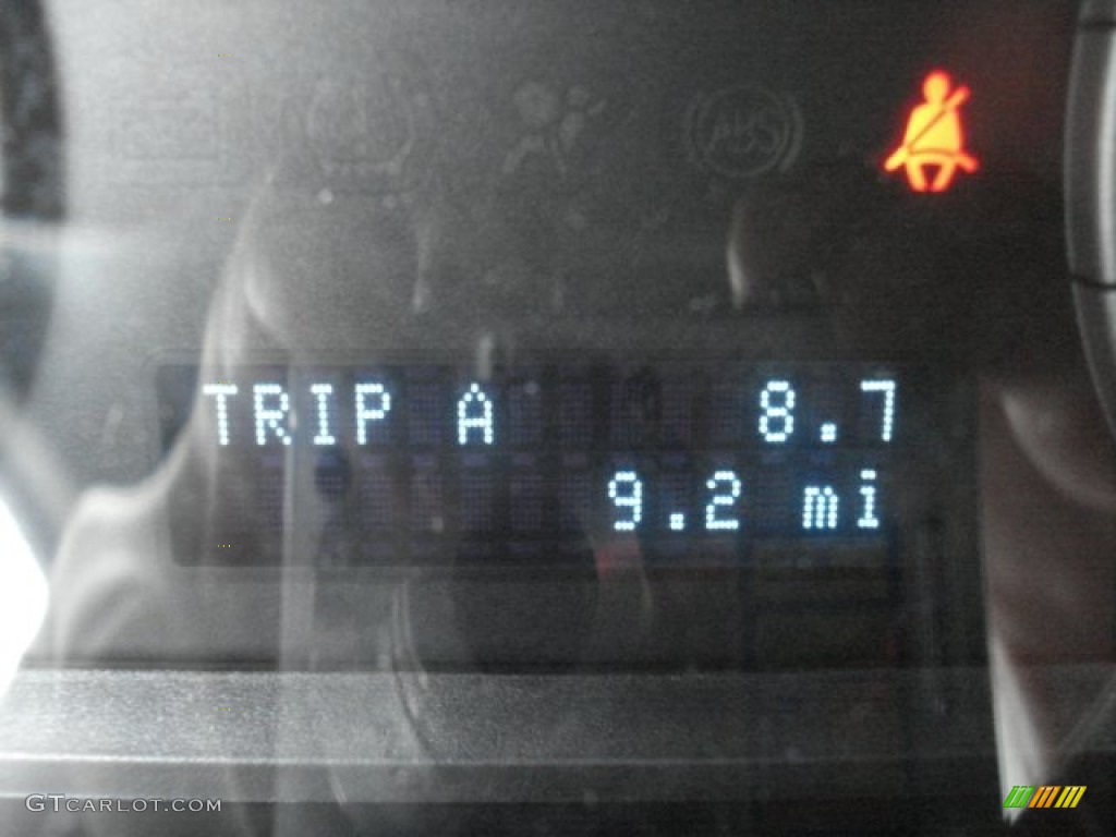 2012 Escape Limited V6 - Toreador Red Metallic / Charcoal Black photo #17