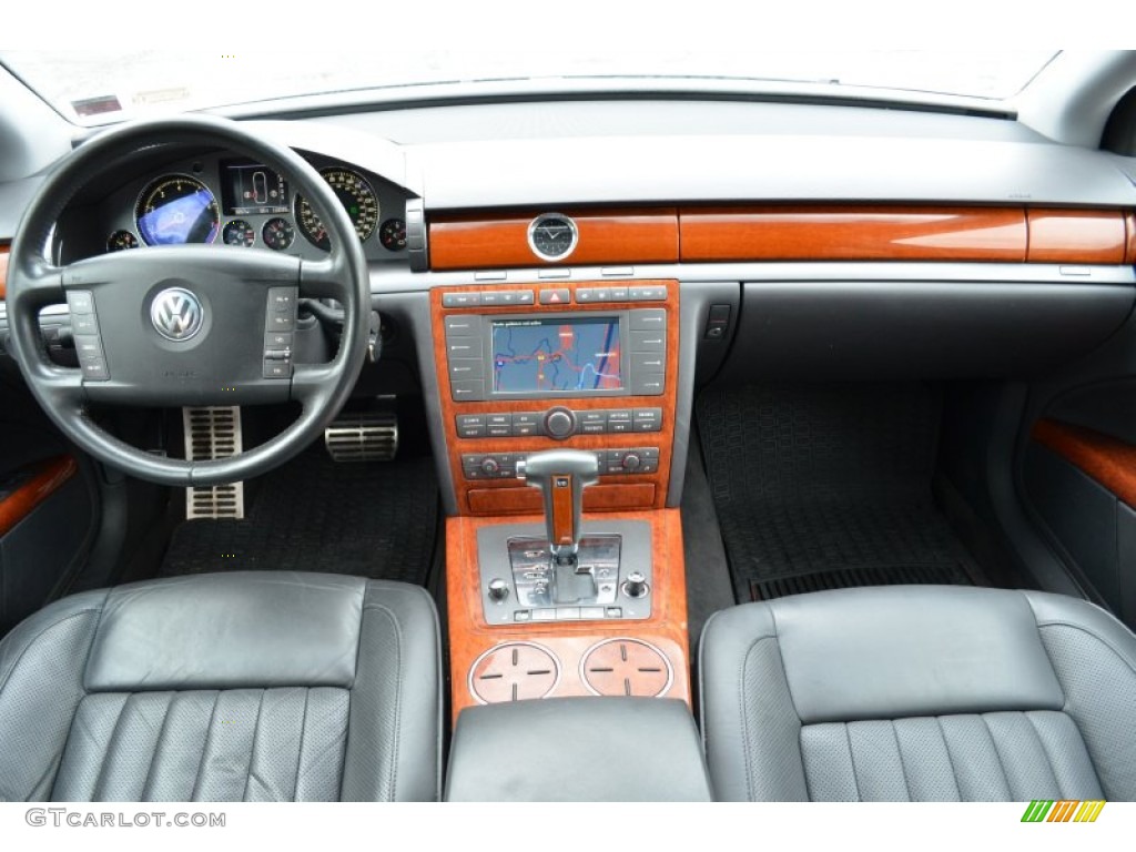 2005 Volkswagen Phaeton V8 4Motion Sedan Anthracite Dashboard Photo #65177607
