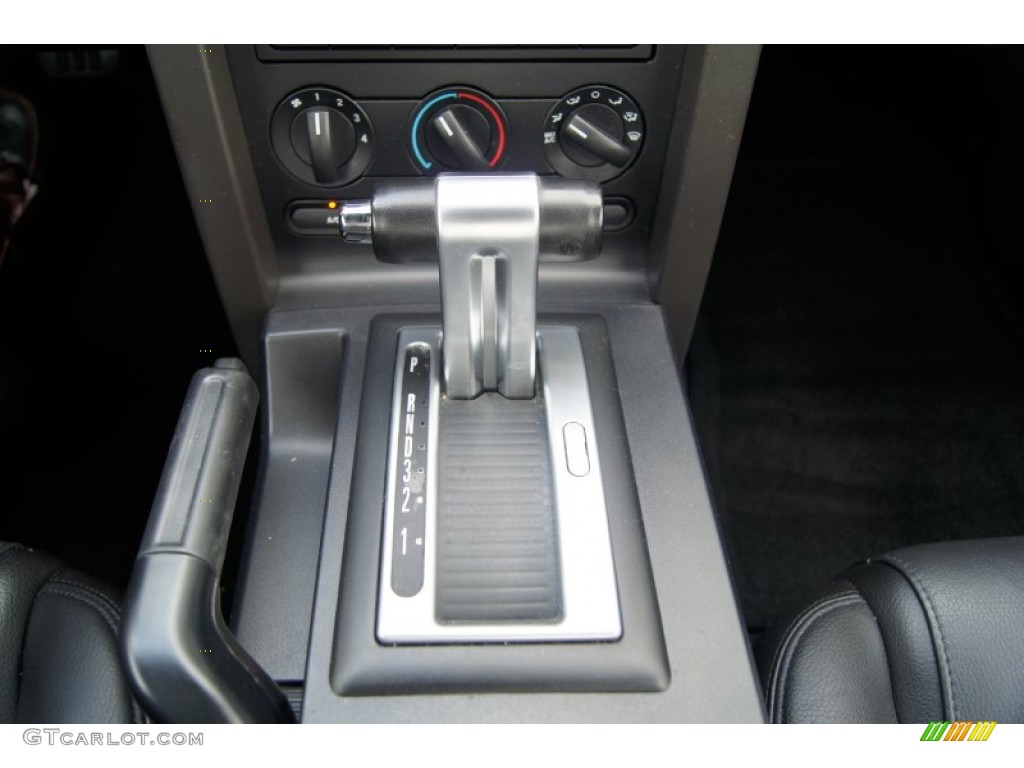 2006 Mustang GT Premium Coupe - Satin Silver Metallic / Dark Charcoal photo #28