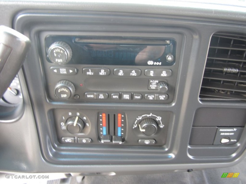 2003 Silverado 1500 Z71 Extended Cab 4x4 - Summit White / Dark Charcoal photo #37