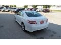 Super White - Camry SE Photo No. 5