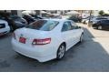 Super White - Camry SE Photo No. 7