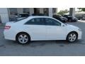 Super White - Camry SE Photo No. 8