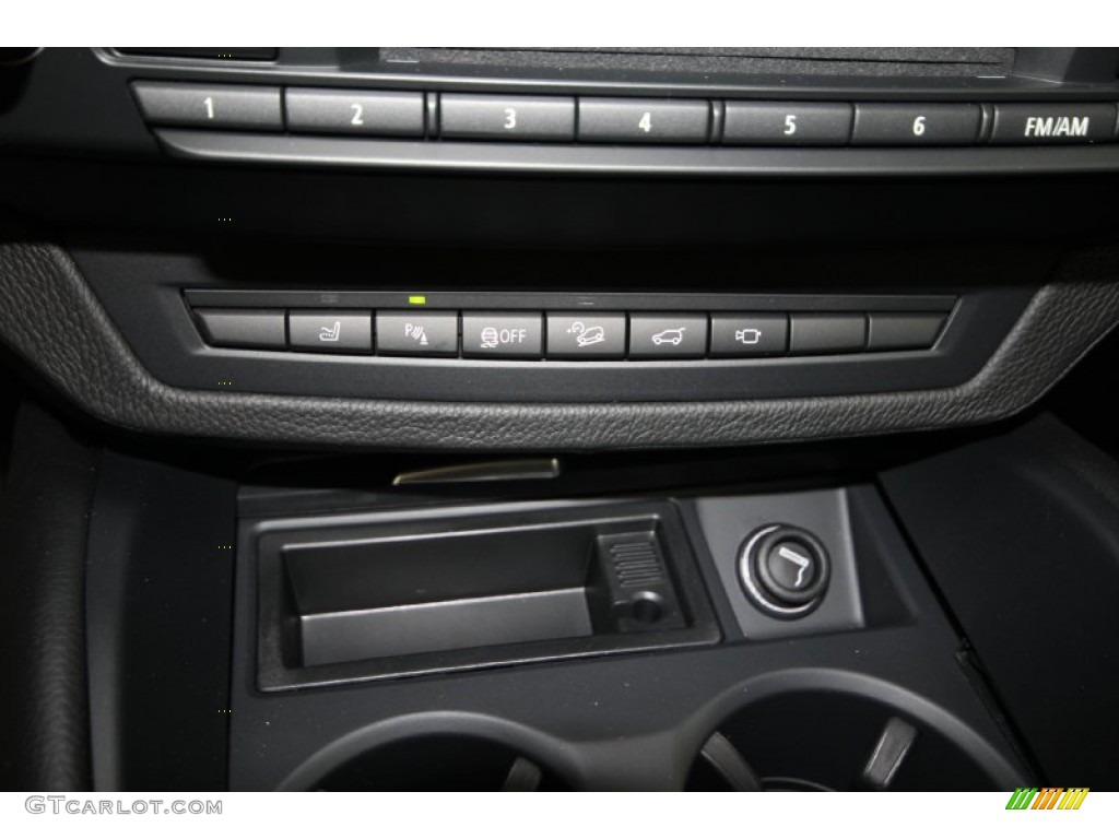 2013 BMW X5 M M xDrive Controls Photo #65195121