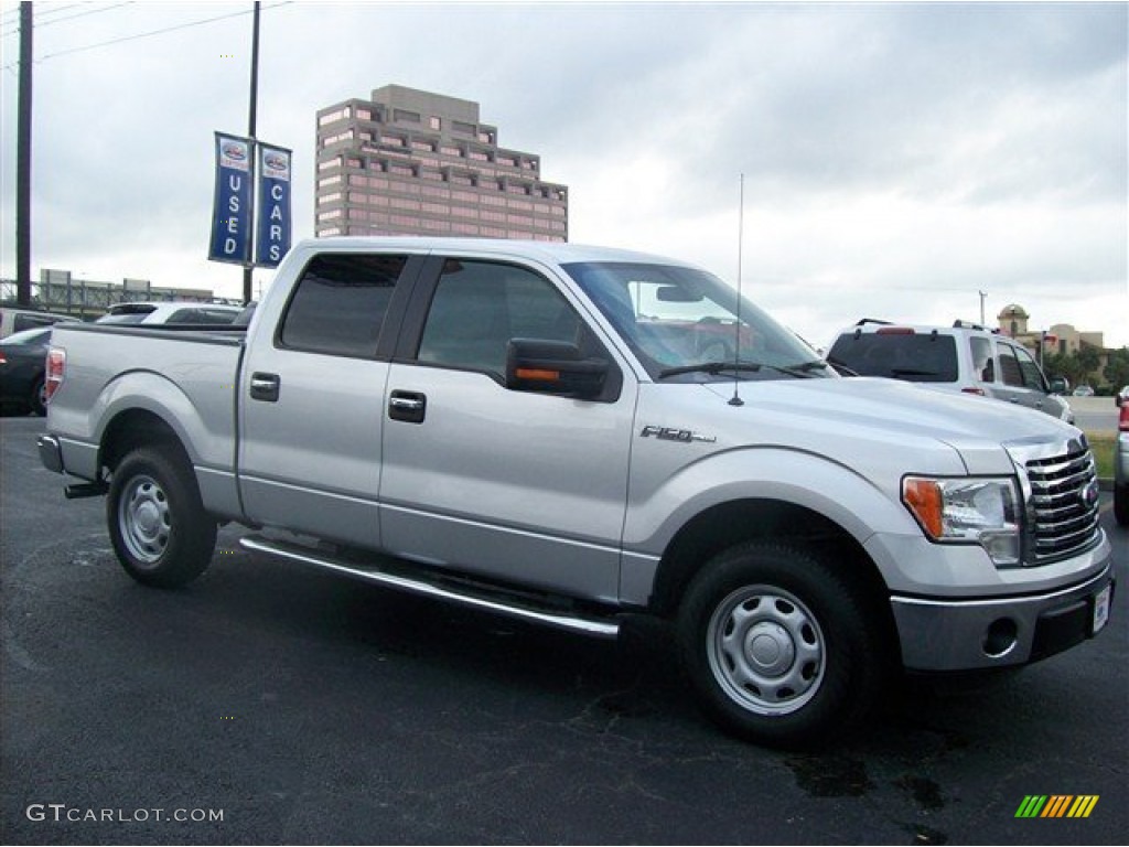 2011 F150 XL SuperCrew - Ingot Silver Metallic / Steel Gray photo #2