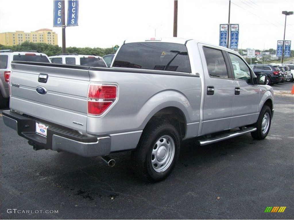 2011 F150 XL SuperCrew - Ingot Silver Metallic / Steel Gray photo #3