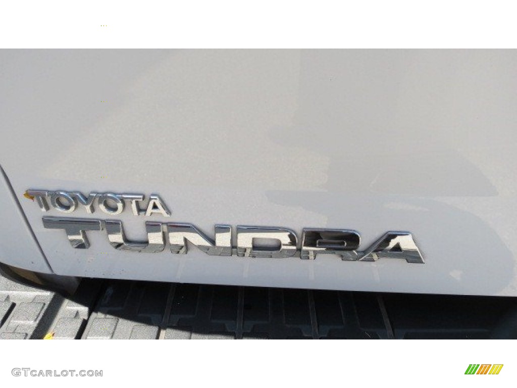 2009 Tundra SR5 Regular Cab - Super White / Graphite Gray photo #13