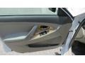 Super White - Camry XLE V6 Photo No. 19