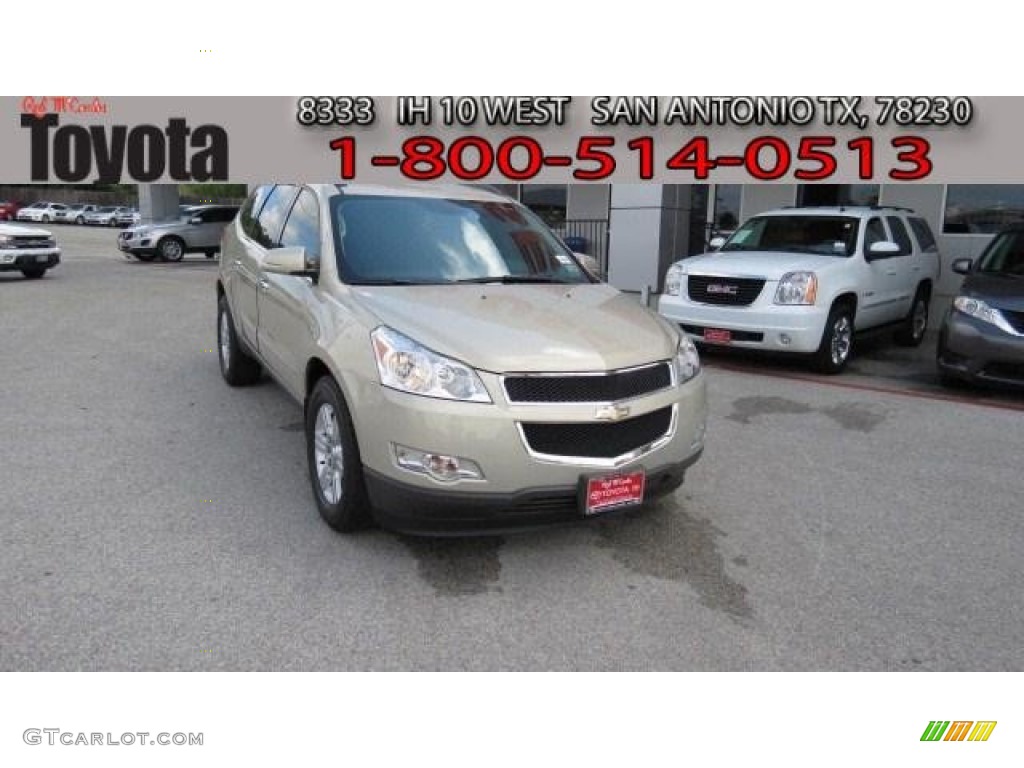 Gold Mist Metallic Chevrolet Traverse