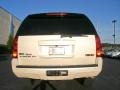 White Diamond Tricoat - Yukon XL SLT Photo No. 14