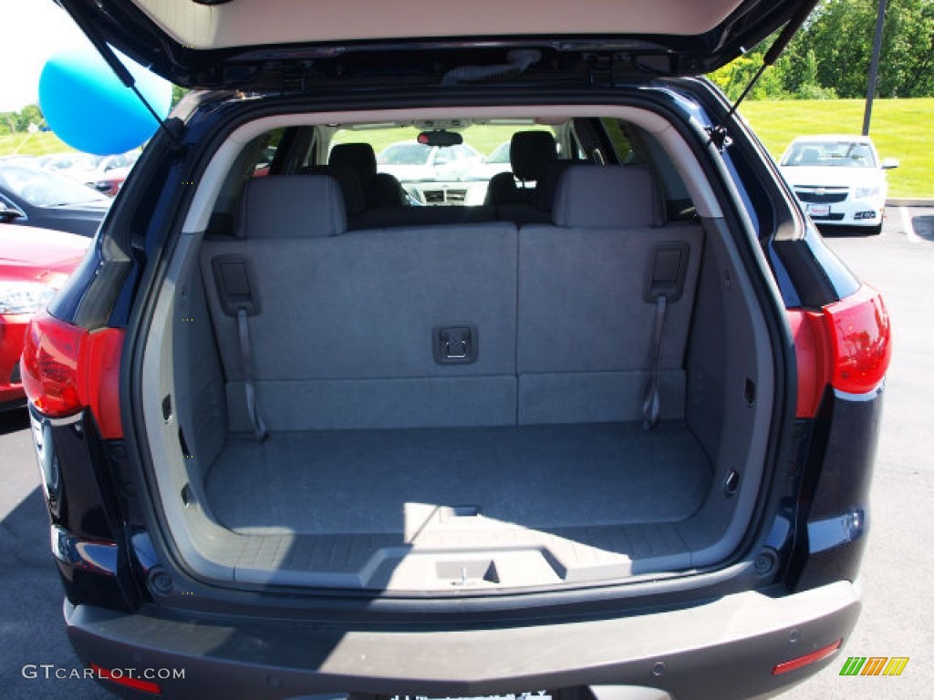 2009 Traverse LT - Dark Blue Metallic / Dark Gray/Light Gray photo #5