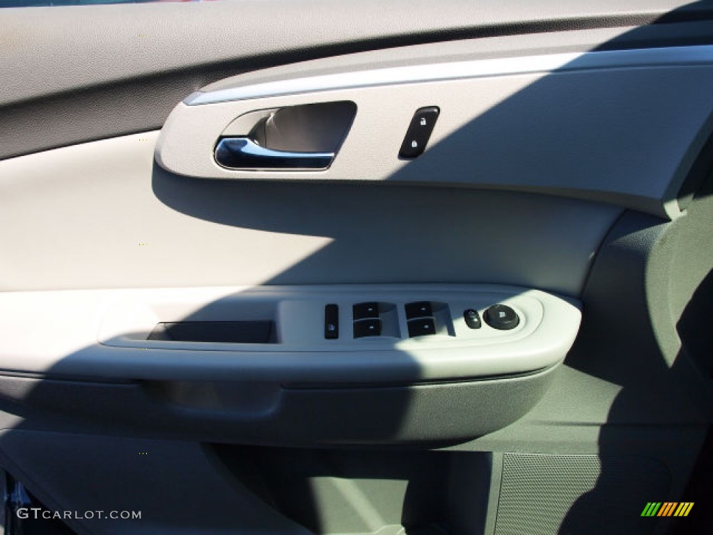 2009 Traverse LT - Dark Blue Metallic / Dark Gray/Light Gray photo #14