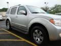 Silver Lightning - Pathfinder SE 4x4 Photo No. 10