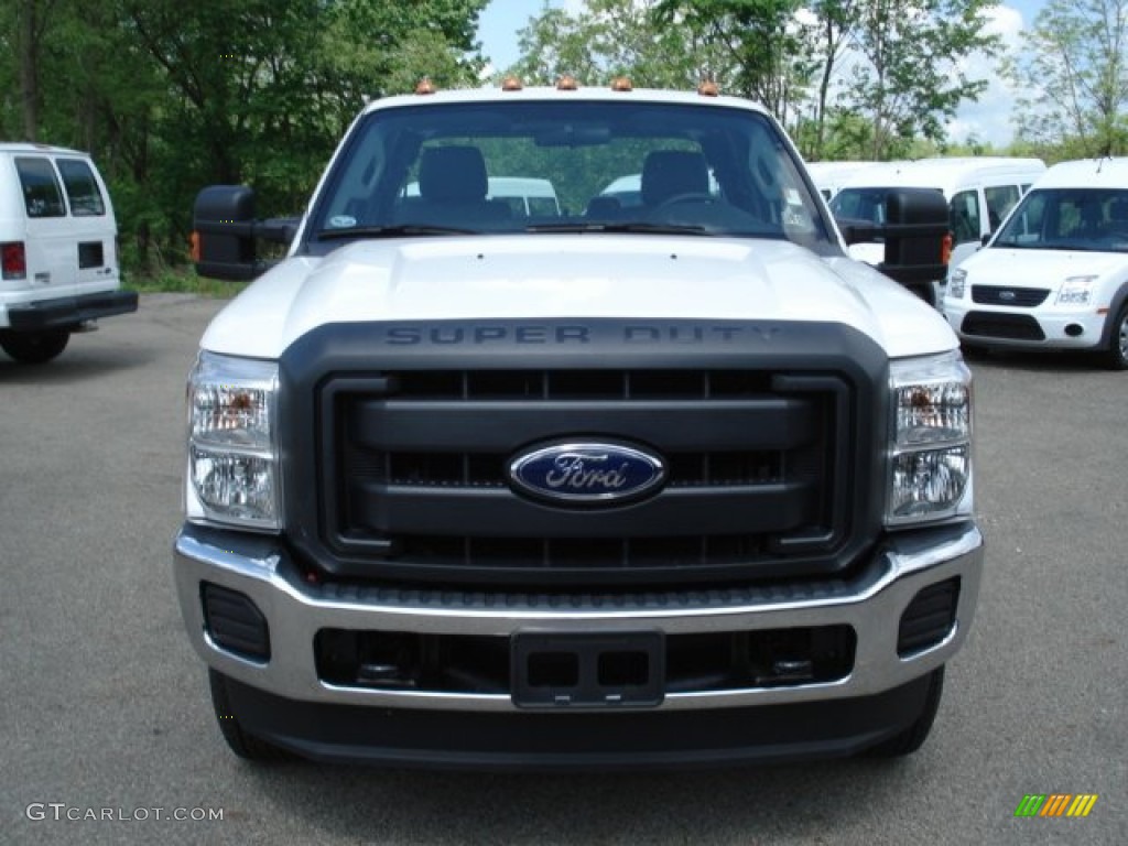 2012 F350 Super Duty XL SuperCab 4x4 - Oxford White / Steel photo #3