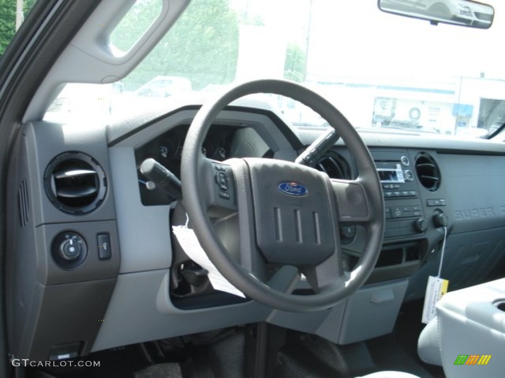 2012 F350 Super Duty XL SuperCab 4x4 - Oxford White / Steel photo #10
