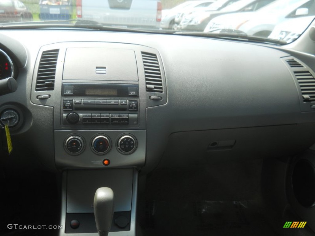 2005 Altima 2.5 S - Satin White Pearl / Frost Gray photo #14