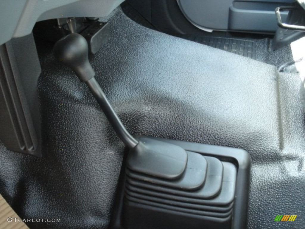 2012 Ford F450 Super Duty XL Regular Cab 4x4 Dump Truck Controls Photo #65205204