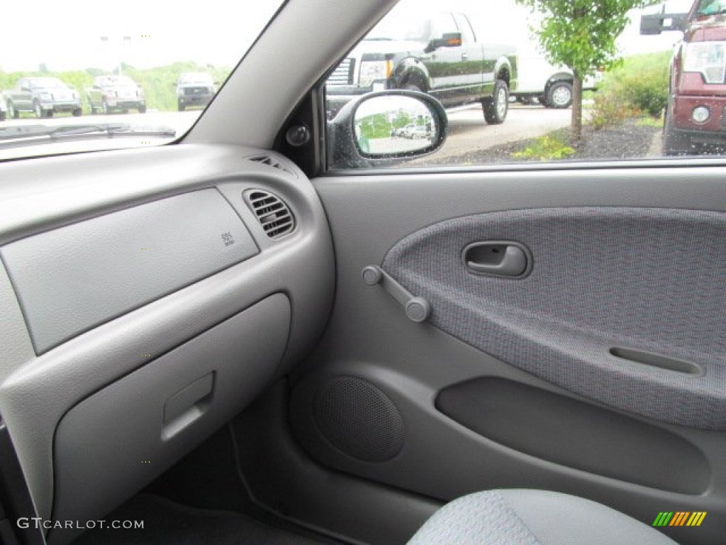 2001 Rio Sedan - Emerald Green / Gray photo #20