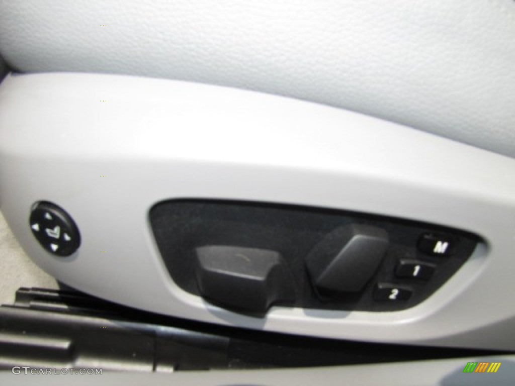 2009 3 Series 335i Convertible - Titanium Silver Metallic / Grey photo #26