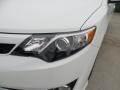 Super White - Camry SE Photo No. 9